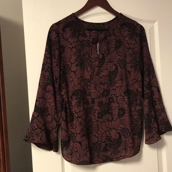 LOFT Tops - Loft top. Size Medium.